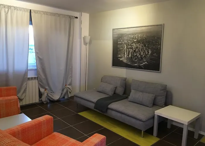 아파트 New Roof View