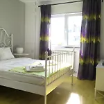 Apartman New Roof View *