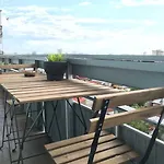 Apartman New Roof View *