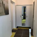 아파트 New Roof View *