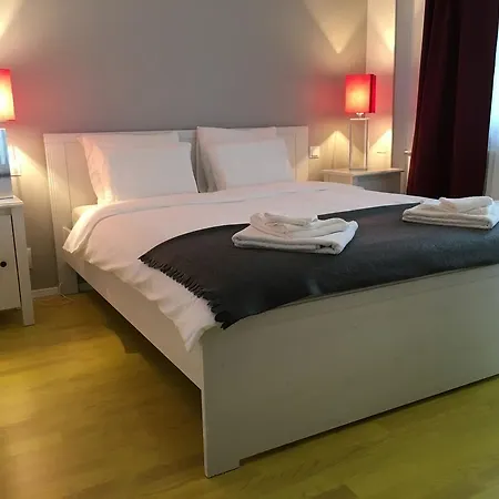 Апартаменти New Roof View Бухарест