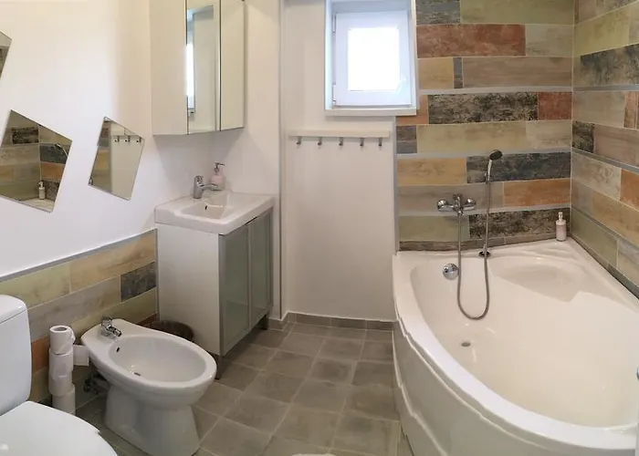 New Roof View Apartman *