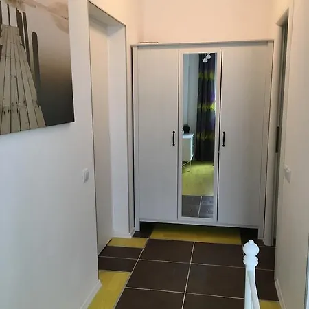 Apartament New Roof View *